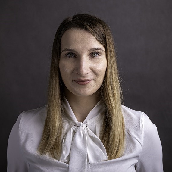Zofia Komada Shopify Expert / E-commerce Manager, Coordinates the activities